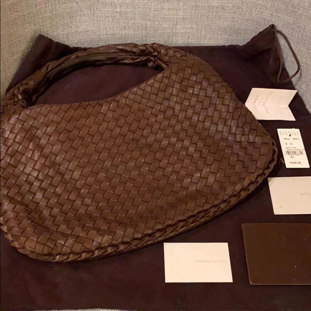 Bottega Veneta Hobo Bag in signature brown